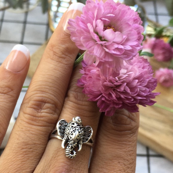 Lucky Elephant Ring - 925 Sterling Silver - Picture 5 of 8